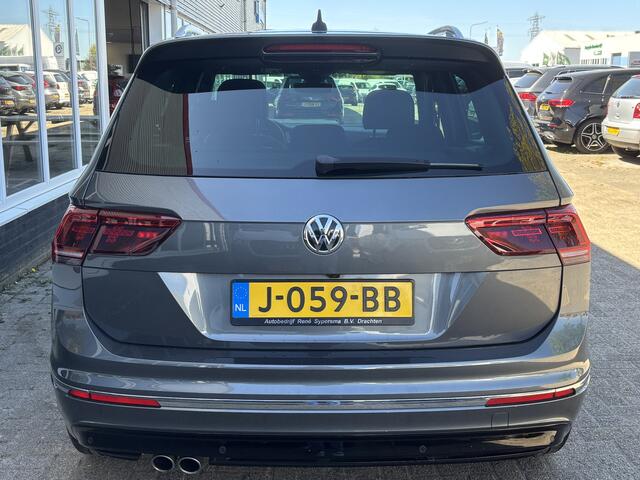 Volkswagen TIGUAN 1.5 TSI ACT Highline Business R | Pano | Keyless | 360 Camera | Stoelverwarming