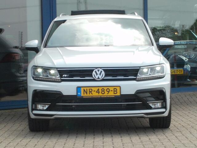 Volkswagen TIGUAN 1.4 TSI Comfortline Business R, Elektr. Trekhaak / Schuifdak / Virtual Cockpit / ErgoActive / Full LED / Adaptive Cruise / 19' LMV