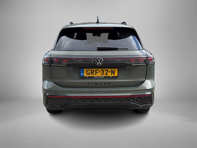 Volkswagen TIGUAN 1.5 eHybrid 272 pk DSG R-Line Business · Panoramadak · Trekhaak · Leder · Harman Kardon · Stoel verwarming V+A · Stoelventilatie · Massage · Keyless · Apple/Android Car Play · 360gr Camera ·Garantie t/m 10-11-2028 of 100.000km