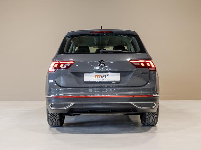 Volkswagen TIGUAN 2.0 TSI 4Motion Elegance / 190pk / Trekhaak / Achteruitrij camera / Stoel verwarming voor en achter /