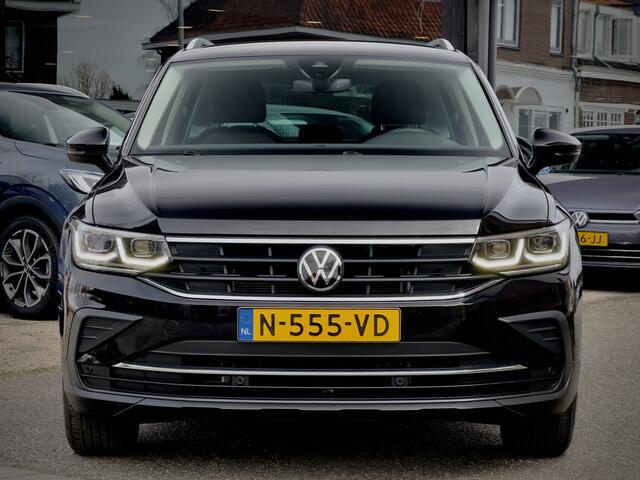 Volkswagen TIGUAN 1.5 TSI AUT7 LIFE NAVI DIGI-DASH APPLE-CARPLAY LED LMV PDC