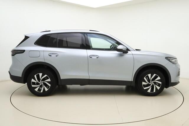 Volkswagen TIGUAN 1.5 eHybrid Life Edition Automaat | Navigatie | Camera | Elektrische achterklep | Keyless | Dakrails