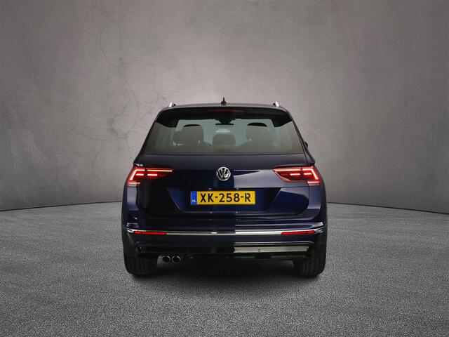 Volkswagen TIGUAN Highline Business R 1.4 TSI 150pk DSG Automaat Trekhaak, Elektrische achterklep, Adaptive cruise control, LED koplampen, Navigatie