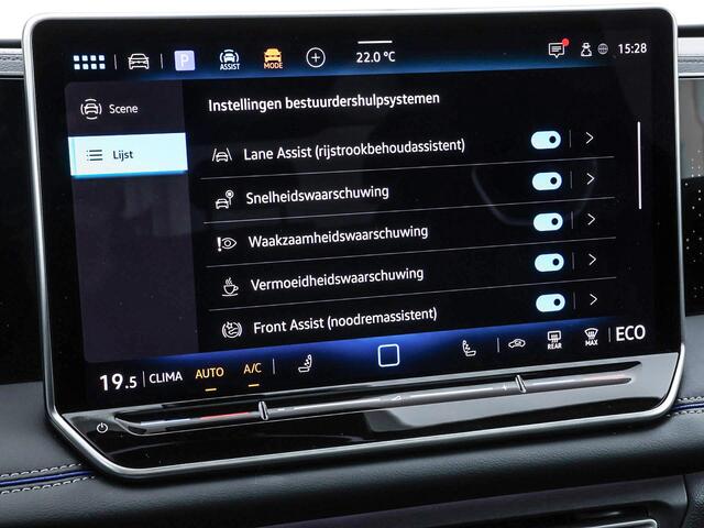 Volkswagen TIGUAN 1.5 272pk DSG eHybrid R-Line Edition · Panoramadak · 360 Camera · Wegklapbare Trekhaak · Massage · Dodehoek Detectie · 19'' Inch · Garantie t/m 27-10-2029 of 100.000km