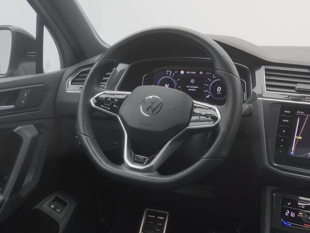 Volkswagen TIGUAN 1.4 TSI eHybrid R-Line Business | PANO | 360° | ADAPTIVE | STOEL- EN STUURVERW.
