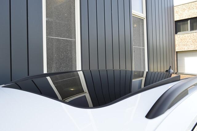 Volkswagen TIGUAN 1.4 TSI eHybrid R-Line Business+ Rijklaarprijs-Garantie Panorama dak Trekhaak Leder Interieur Matrix Apple carplay