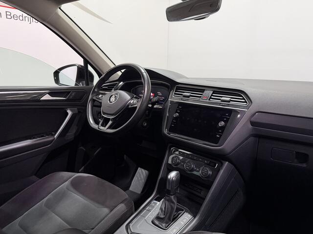 Volkswagen TIGUAN 1.5 TSI R-Line Business+ - Carplay / Lane assist / Elek. trekh.