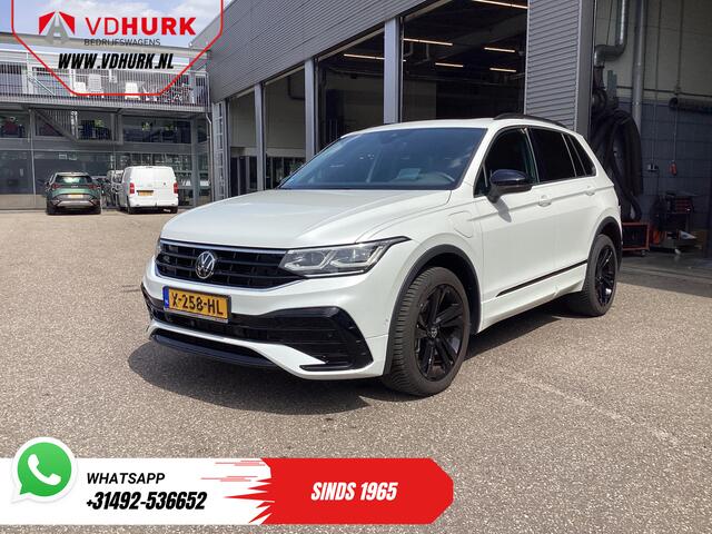 Volkswagen TIGUAN 1.4 TSI eHybrid R-Line Pano/ IQ-Light/ Head-Up/ Elek.Trekhaak/ Elek.Klep/ Adapt.Cruise/ Parlemoer/ Stoelverw./ Climate/ Carplay/ Navi/