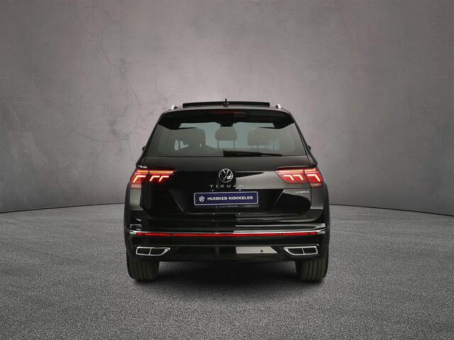 Volkswagen TIGUAN R-Line Business 1.4 TSI eHybrid 245pk DSG Automaat Trekhaak, 360 camera, Adaptive cruise control, Lederen bekleding, LED matrix koplampen, Panoramadak