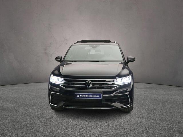 Volkswagen TIGUAN R-Line Business 1.4 TSI eHybrid 245pk DSG Automaat Trekhaak, 360 camera, Adaptive cruise control, Lederen bekleding, LED matrix koplampen, Panoramadak