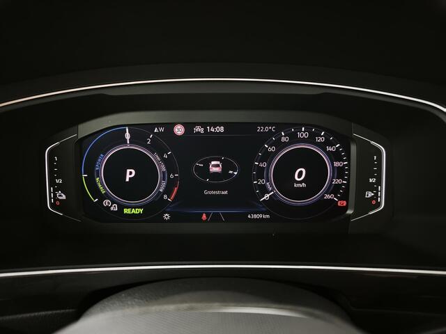 Volkswagen TIGUAN 1.4 TSI eHybrid Elegance | Virtual | Winter Pack | Navigatie | Camera | IQ Light |