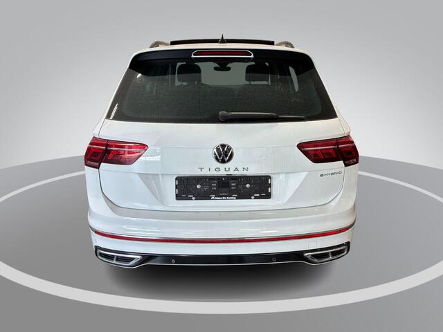 Volkswagen TIGUAN 1.4 TSI 245pk DSG eHybrid R-Line Business · Panoramadak · 360 Camera · Wegklapbare Trekhaak · Stoelverwarming · Matrix LED · Head-Up · 19'' Inch ·