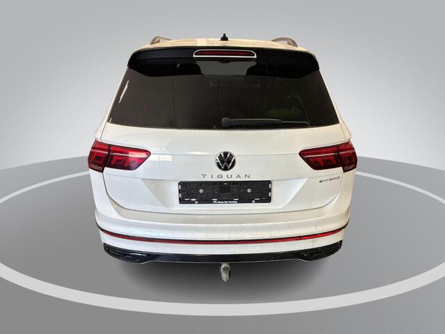 Volkswagen TIGUAN 1.4 TSI 245pk DSG eHybrid R-Line Business · Leder · 360 Camera · Wegklapbare Trekhaak · Elek. Voorstoelen · Head-Up · Apple/Android Car Play · 20'' Inch ·