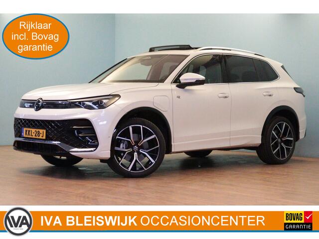 Volkswagen TIGUAN 1.5 eHybrid R-Line Business | APPCONNECT | CAMERA + PDC | SCHUIF / KANTELDAK | LANE-ASSIST | AMBIENT LIGHT |