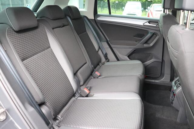 Volkswagen TIGUAN 1.4 TSI eHybrid ACC Carplay Navi PDC