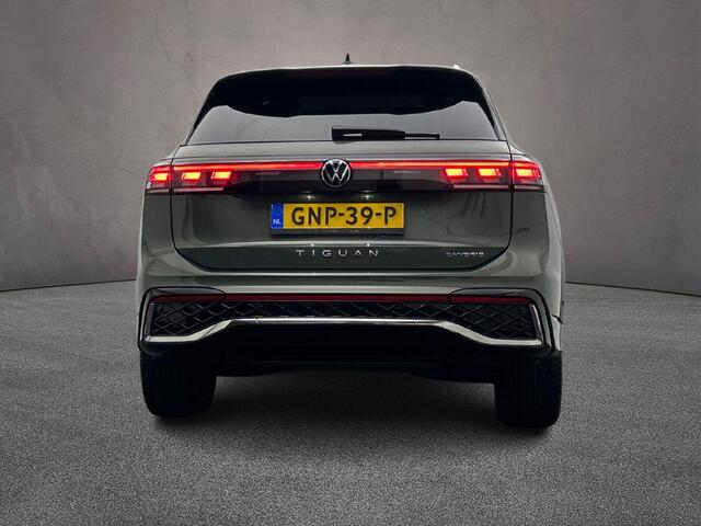 Volkswagen TIGUAN R-Line Business 1.5 TSI eHybrid 204pk DSG Automaat Trekhaak, Panoramadak, Adaptive cruise control, Navigatie, Harman Kardon audio