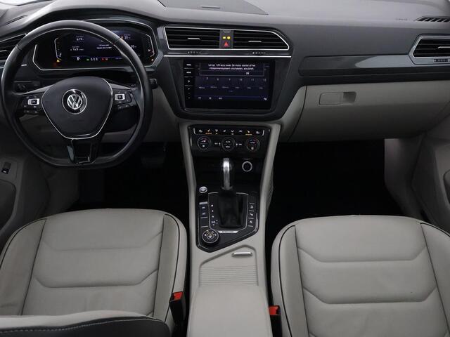 Volkswagen TIGUAN 2.0 TSI 4Motion Highline Business Automaat | 360° Camera | Trekhaak | Vol leer | Stoelverwarming | Schuif-/Kanteldak |
