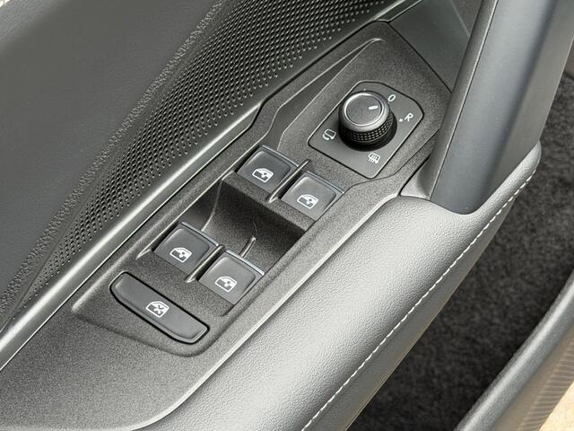 Volkswagen TIGUAN 1.5 eTSI 150pk DSG GOAL | Trekhaak | 360 Camera | IQ light | Dode hoek | Elek. Achterklep | Rijklaar incl. garantie