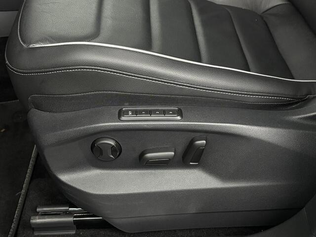 Volkswagen TIGUAN 1.4 TSI 245pk DSG eHybrid R-Line Business | Panoramadak | Head-up display | R-line | Leder