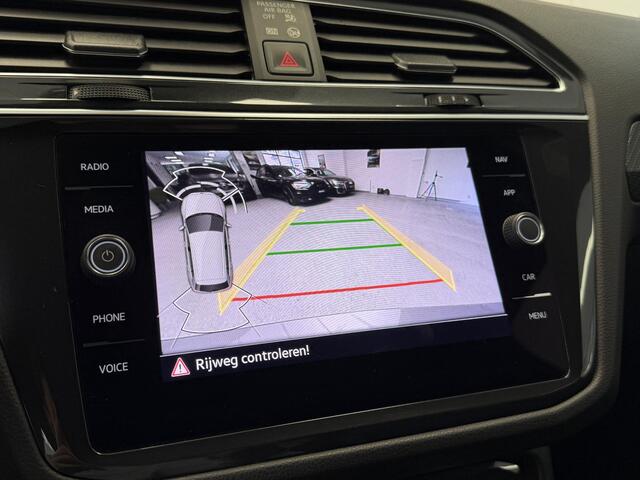 Volkswagen TIGUAN 1.4 TSI eHybrid R-Line Black Style | 98% SOH | CAMERA |