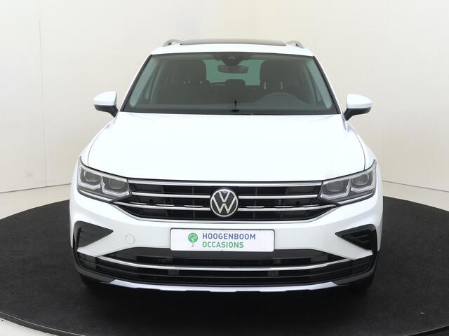 Volkswagen TIGUAN 1.4 TSI eHybrid Elegance | SoH 94% | Panoramadak | Keyless | Parkeerassistent | Achteruitrijcamera | Navigatie | LED matrix verlichting | Adaptieve cruise control |