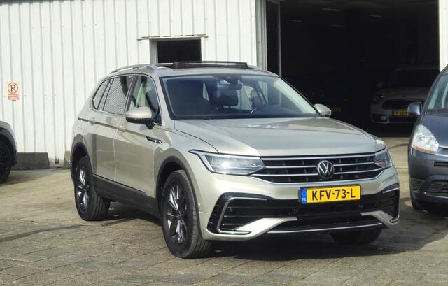 Volkswagen TIGUAN Allspace 1.5 TSI Life Business Pano/Leder/Led/Cam/