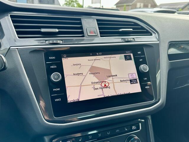 Volkswagen TIGUAN 1.4 TSI ACT Comfortline business R-line Navi Carplay
