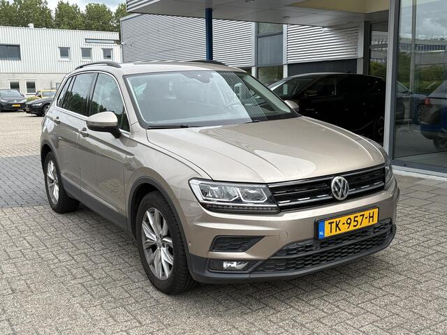 Volkswagen TIGUAN 1.4 TSI Comfortline 125pk | Wegklapbare Trekhaak | Adaptive Cruise | Navi | Carplay |