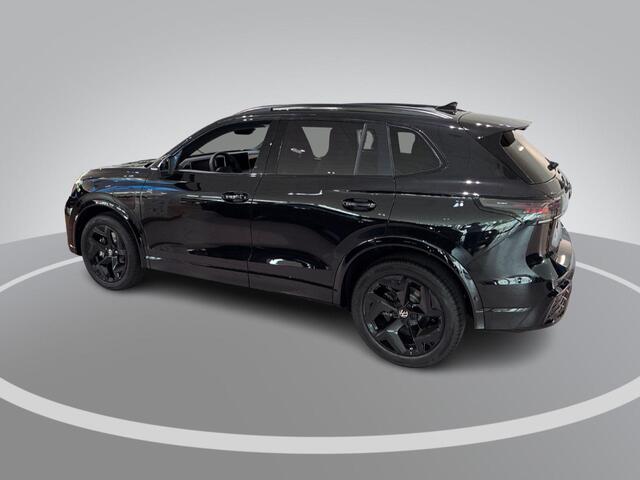 Volkswagen TIGUAN R-Line 1.5 eHybrid 204 PK 6 versn. DSG · Voorstoelen verwarmbaar · Sfeerverlichting · Trekhaak inklapbaar, met elektrische ontgrendeling, incl. aanhangermanoeuvreerhulp Trailer Assist ·