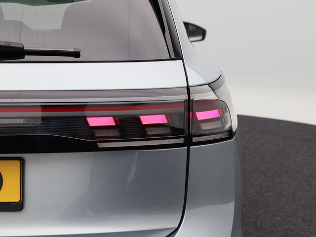 Volkswagen TIGUAN 1.5 eHybrid Life Edition | Trekhaak | Navigatie | Adaptieve Cruise Control | Adaptief Onderstel |