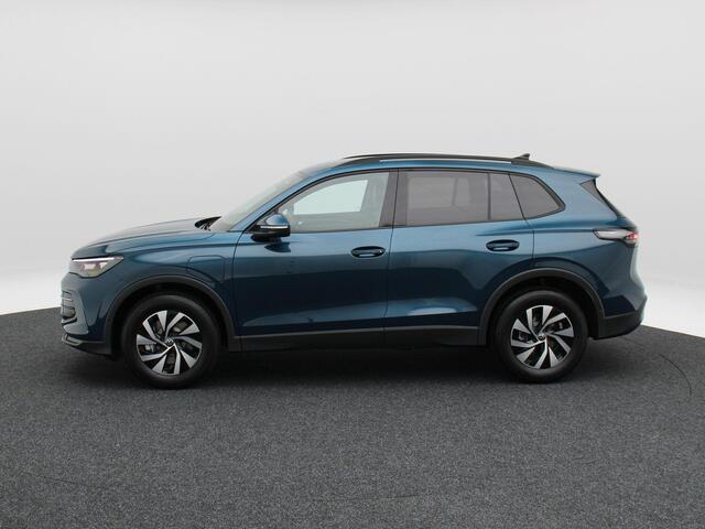 Volkswagen TIGUAN 1.5 eHybrid Life Edition | Trekhaak | Navigatie | Adaptieve Cruise Control | Adaptief Onderstel |