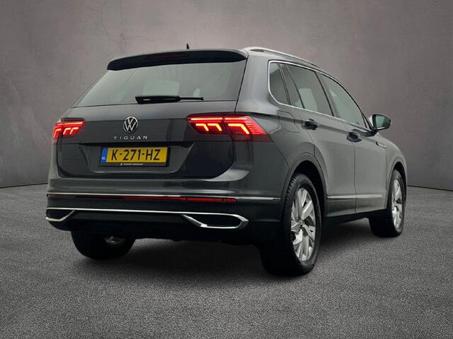 Volkswagen TIGUAN Elegance 1.5 TSI 150pk DSG Automaat Trekhaak, Panoramadak, Adaptive cruise control, Elektrische achterklep, LED matrix koplampen, Achteruitrijcamera
