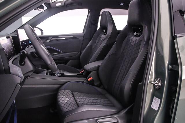 Volkswagen TIGUAN R-Line Edition 1.5 TSI eHybrid 272pk DSG Automaat Trekhaak, Black Style, Navigatie, Panoramadak, Adaptive cruise control, 360 camera, Elektrische achterklep