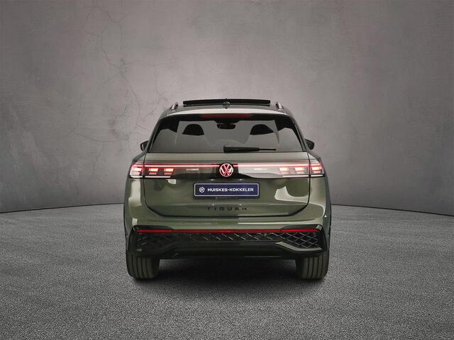 Volkswagen TIGUAN R-Line Edition 1.5 TSI eHybrid 272pk DSG Automaat Trekhaak, Black Style, Navigatie, Panoramadak, Adaptive cruise control, 360 camera, Elektrische achterklep