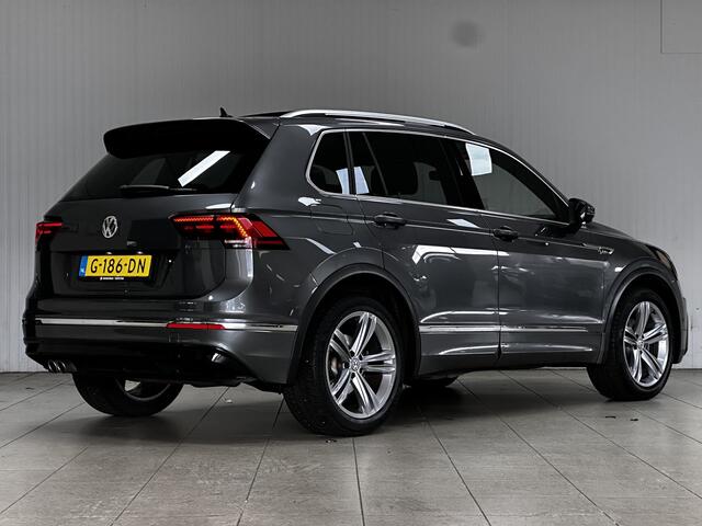 Volkswagen TIGUAN 1.5 TSI ACT R-Line/ Virtual Dashb./ Panorma-Dak/ 19'' LMV/ LED Koplampen/ Keyless/ Apple + Android/ Zwarte-Hemel/ Lane-Assist./ Camera/ PDC V+A/ Sfeerverlichting/ Stoelverw./ Extra getint glas.