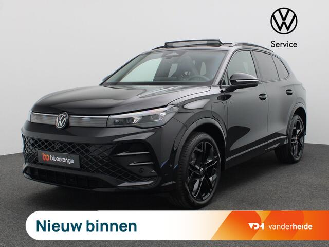 Volkswagen TIGUAN 1.5 eHybrid R-Line Edition 272PK DSG Panoramadak, Trekhaak, 20" LM Velgen, Black Style, 360gr. Camera, Head-Up Display, Navi via Apple Carplay/Android Auto