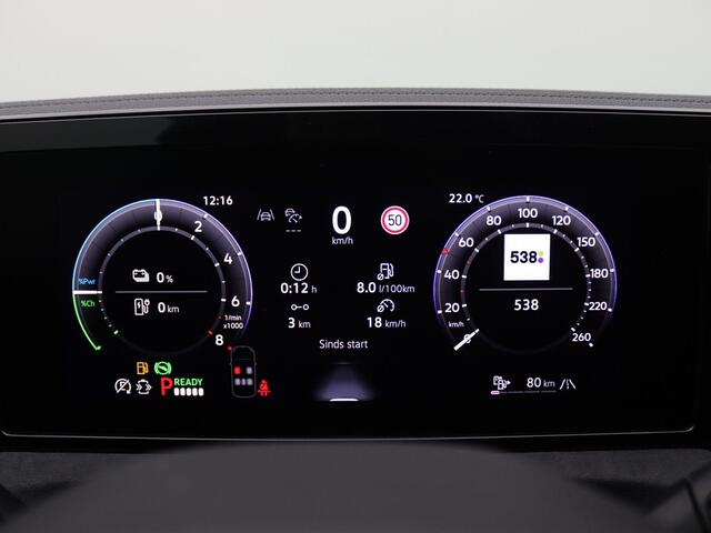 Volkswagen TIGUAN 1.5 eHybrid R-Line Edition 272PK DSG Pano-Schuifdak, Black Style, Trekhaak, 20" LM Velgen, Head-Up Display, Matrix LED-Verlichting, 360gr. Camera, Navi, Elektr. Achterklep