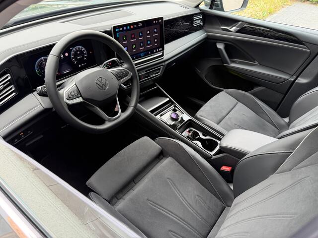 Volkswagen TIGUAN 1.5 eHybrid Elegance 204pk | Trekhaak | 360 Camera | All-season | Dode hoek | Elek. klep | incl. verlengde garantie