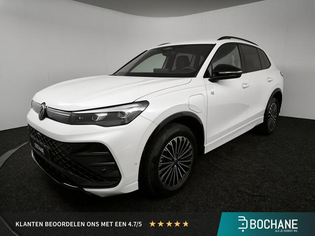 Volkswagen TIGUAN 1.5 eHybrid R-Line Edition | Full Options | Winterset op LM Velg aanwezig |