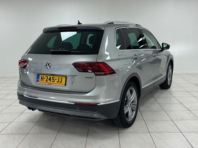 Volkswagen TIGUAN 2.0 TSI 4Motion Highline Business R NAVIGATIE | ACHTERUITRIJCAMERA | STOELVERWARMING