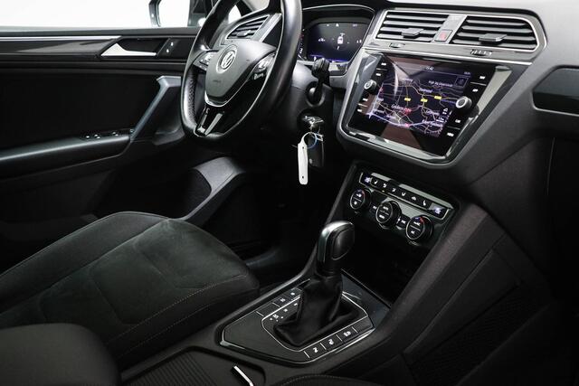 Volkswagen TIGUAN 1.5 TSI ACT Highline | STOELVERWARMING | APP CONNECT | NAVIGATIE | CAMERA | TREKHAAK