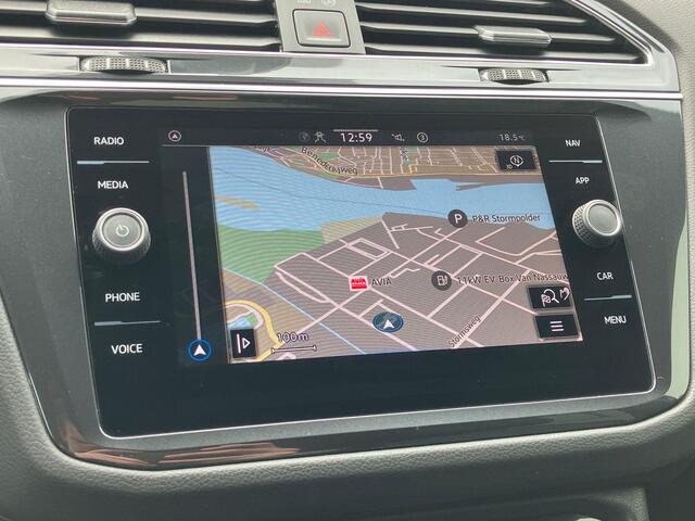 Volkswagen TIGUAN 1.5TSI/150PK R-Line Black Style DSG · Navigatie · Apple/Android · Camera + Parkeersensoren · Garantie t/m 13-07-2027 of 100000km.