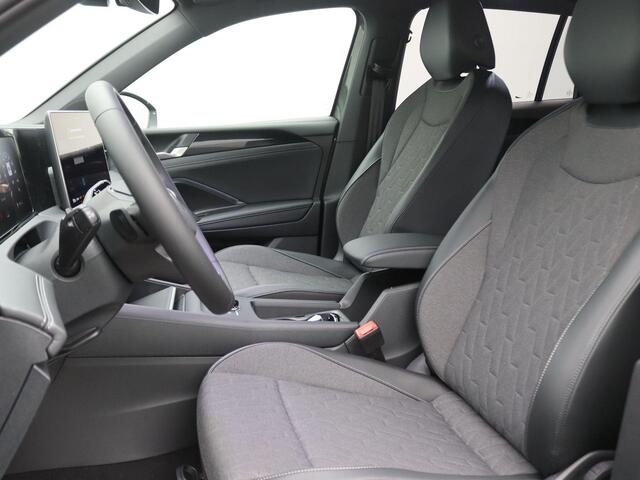 Volkswagen TIGUAN 1.5 eHybrid Life Edition 204PK DSG Panoramadak, Trekhaak, 360gr. Camera, Zwarte hemelbekleding, 18" LM Velgen, Navi via Apple Carplay/Android Auto, Keyless, Elektr. Achterklep, Side Assist