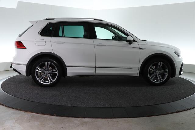 Volkswagen TIGUAN 1.5 TSI ACT Highline Business R | TREKHAAK | STOEL-STUURVERW. | ADAP. CRUISE |