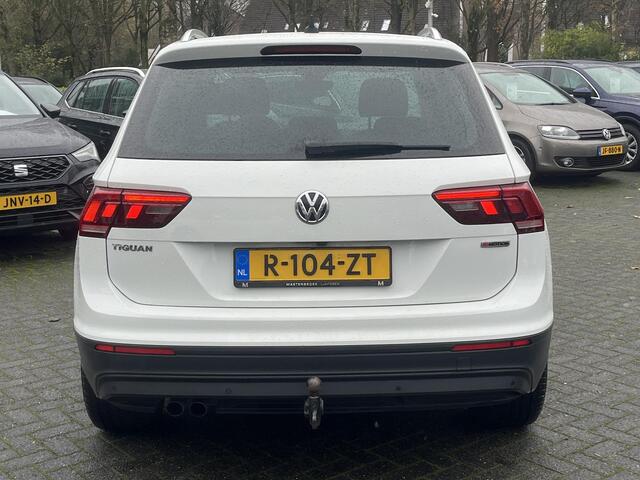 Volkswagen TIGUAN 2.0 TSi 4Motion DSG 190 PK | EL. TREKHAAK | STANDKACHEL | CAMERA | 18" |