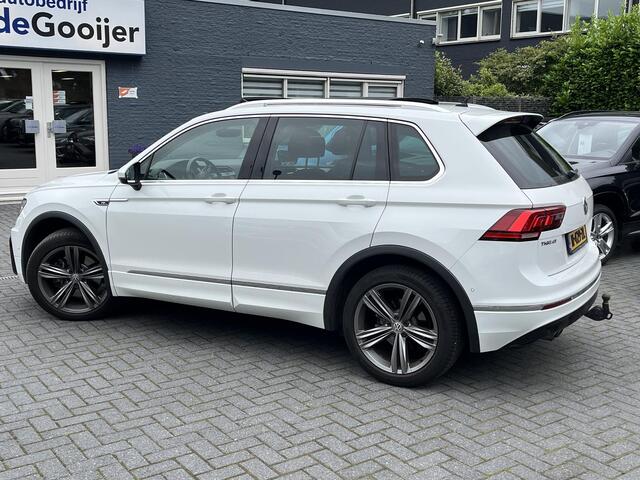 Volkswagen TIGUAN 2.0 TSi DSG 4Motion Highline Business R-Line | EL. TREKHAAK | STANDKACHEL | PANORAMADAK |
