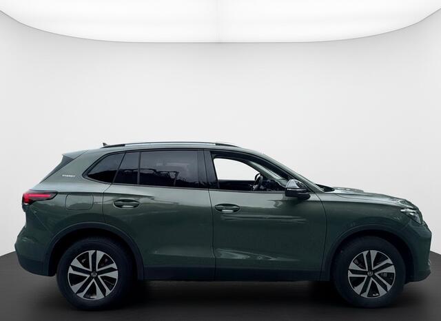 Volkswagen TIGUAN 1.5 eHybrid 204PK DSG HYBRID LIFE ENERGY NAVI/360CAMERA/TREKHAAK