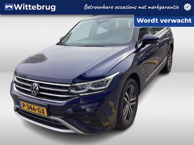 Volkswagen TIGUAN Allspace 1.5 TSI Elegance / Panoramadak / Digitaal dashboard / Head-up display / Dyn audio / Camera / 5 Zits /
