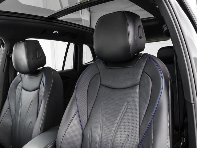 Volkswagen TIGUAN 1.5 272pk DSG eHybrid R-Line · Panoramadak · Wegklapbare Trekhaak · Leder · Harman Kardon · 360 Camera · Stoel ventilatie · Massage · 20'' Inch · Garantie t/m 04-09-2030 of 100.000km