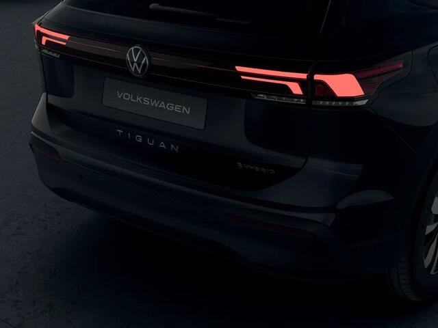 Volkswagen TIGUAN Limited Edition 1.5 eHybrid 150 kW / 204 PK SUV 6 Stoelverwarming | Trekhaak | 360 camera